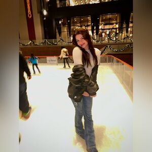 Meet your Posher, Alyssa